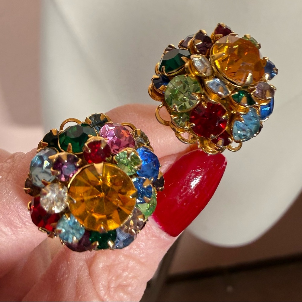 Vintage 1940s deco retro fruit salad Chech Crystal tutu cluster clip earrings - Picture 5 of 17